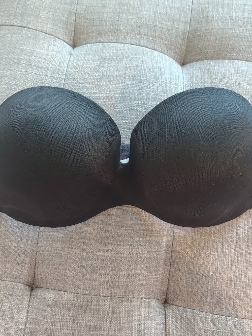 Strapless Black Bra Warners 36d
